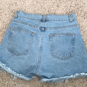Brandy Melville Shorts - Brandy Melville Ray Denim Shorts Brandy Melville Shorts - Brandy Melville Ray Denim Shorts